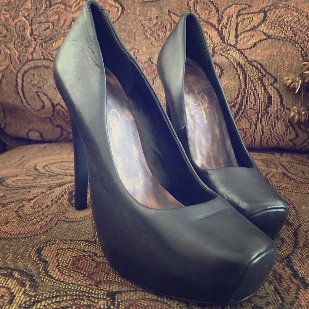 Jessica Simpson Landry Pump